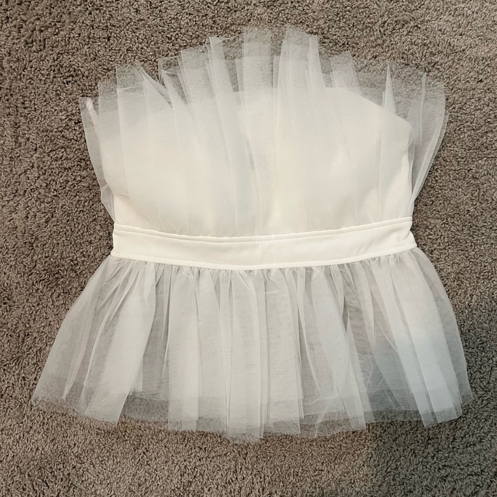 Sincerely Jules White Strapless Tulle Top